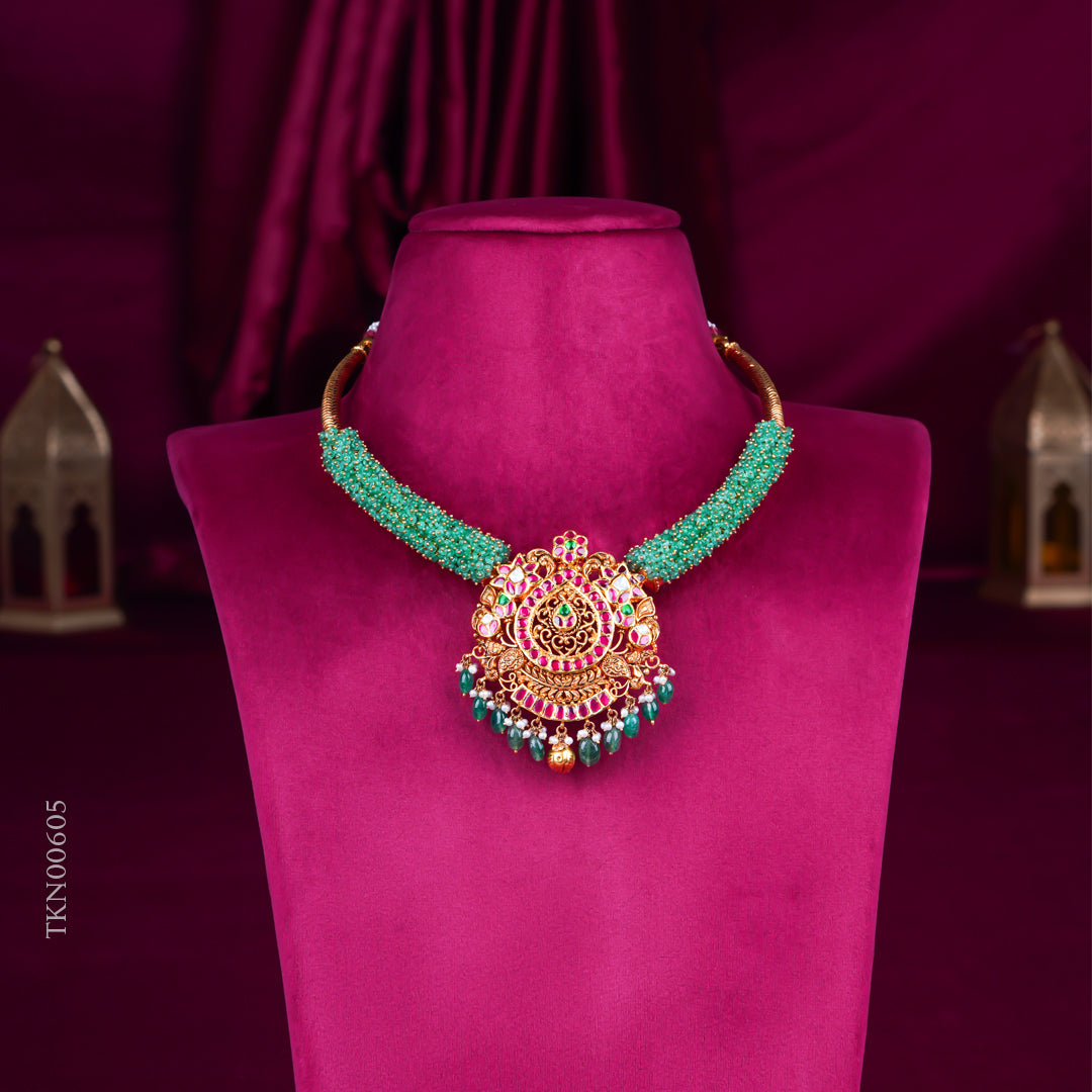 Emerald Beaded Temple Pendant Necklace with Kundan Detailing
